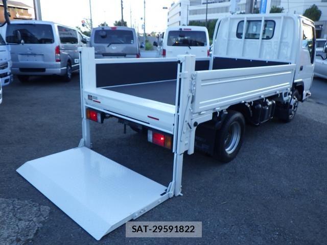 Isuzu ELF TRUCK 2019-03 7326880-1