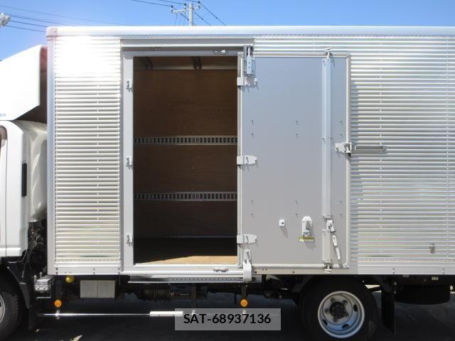 Isuzu ELF TRUCK 2019-05 7326881-9