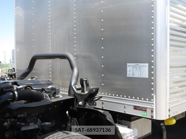 Isuzu ELF TRUCK 2019-05 7326881-13