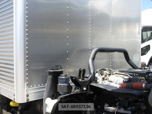 Isuzu ELF TRUCK 2019-05 7326881-14
