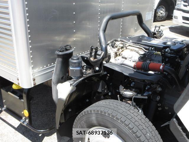 Isuzu ELF TRUCK 2019-05 7326881-16