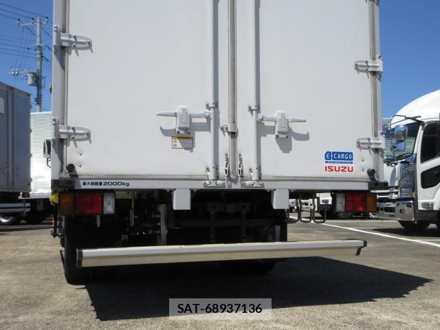 Isuzu ELF TRUCK 2019-05 7326881-21