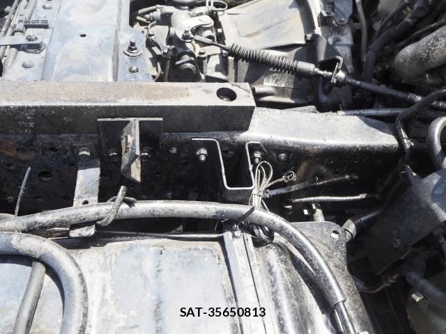 Isuzu ELF TRUCK 2017-03 7326887-20
