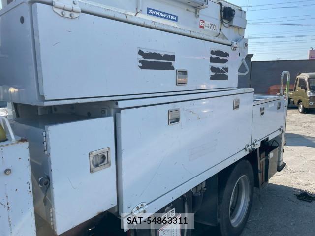 Isuzu ELF TRUCK 2011-11 7326886-10
