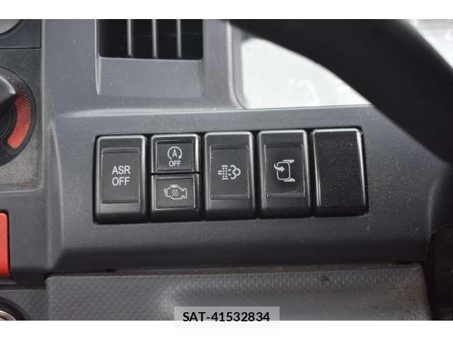 Isuzu ELF TRUCK 2015-03 7326899-15