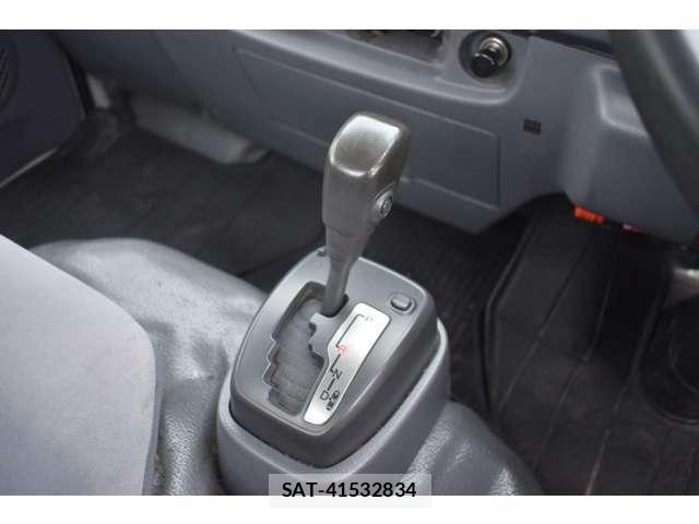 Isuzu ELF TRUCK 2015-03 7326899-1