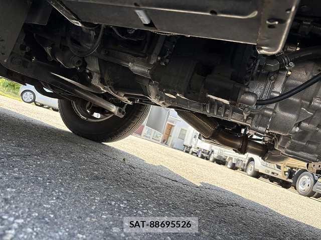 Isuzu ELF TRUCK 2023-06 7326879-23