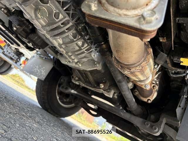 Isuzu ELF TRUCK 2023-06 7326879-25
