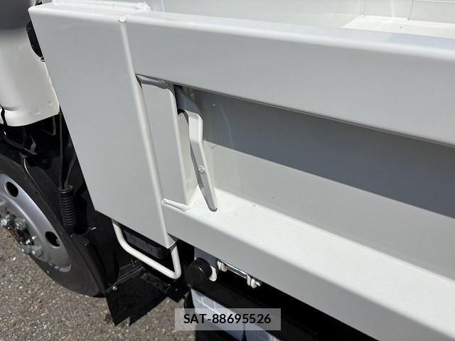Isuzu ELF TRUCK 2023-06 7326879-8