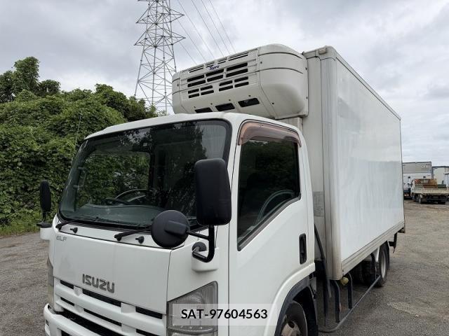 Isuzu ELF TRUCK 2013-06 7326902-12