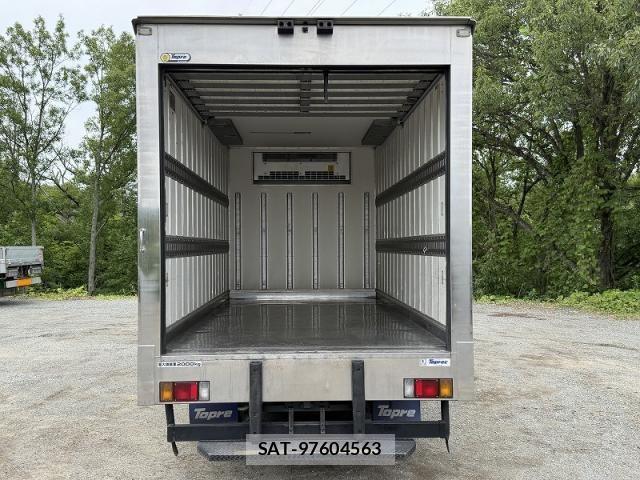 Isuzu ELF TRUCK 2013-06 7326902-18