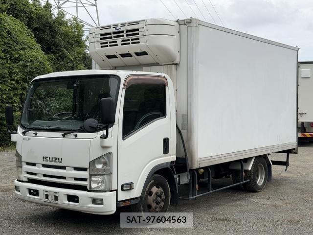 Isuzu ELF TRUCK 2013-06 7326902-1