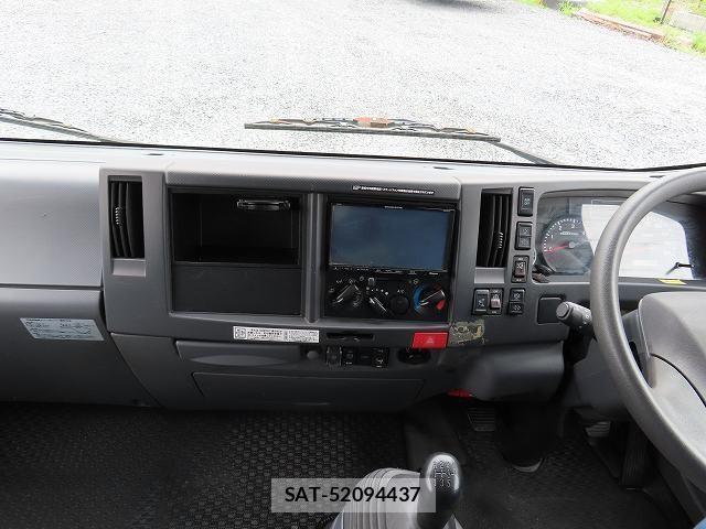 Isuzu ELF TRUCK 2015-10 7326885-15