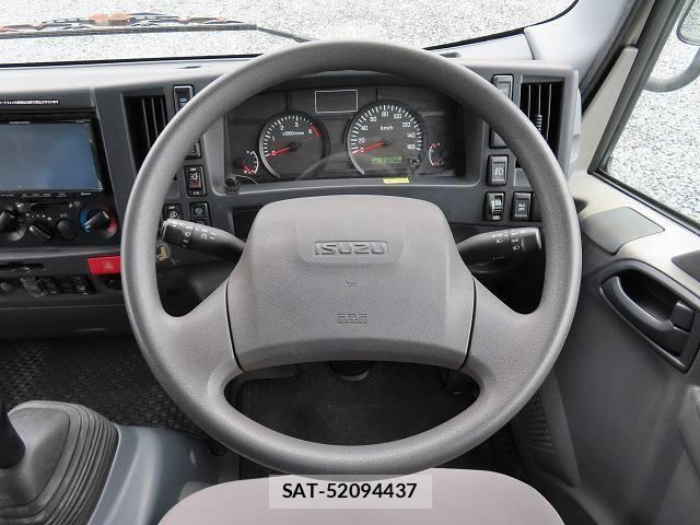 Isuzu ELF TRUCK 2015-10 7326885-16