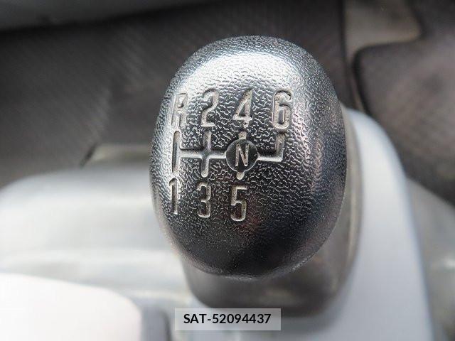 Isuzu ELF TRUCK 2015-10 7326885-18