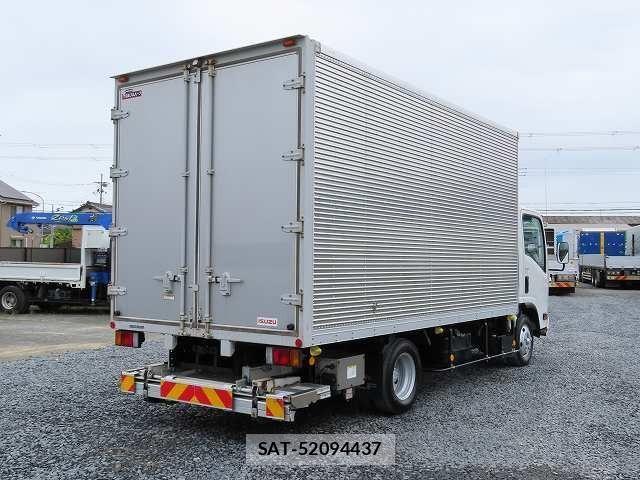 Isuzu ELF TRUCK 2015-10 7326885-2
