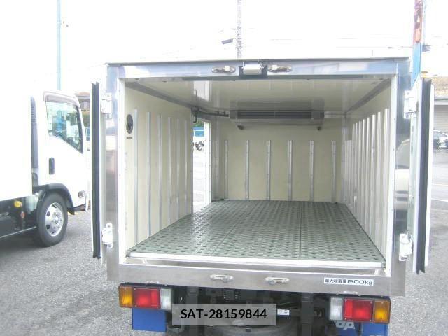 Isuzu ELF TRUCK 2013-02 7326890-10