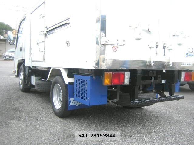 Isuzu ELF TRUCK 2013-02 7326890-12