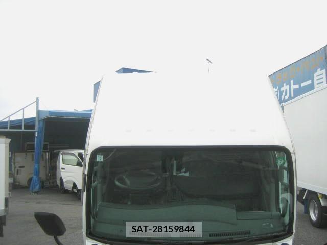 Isuzu ELF TRUCK 2013-02 7326890-19