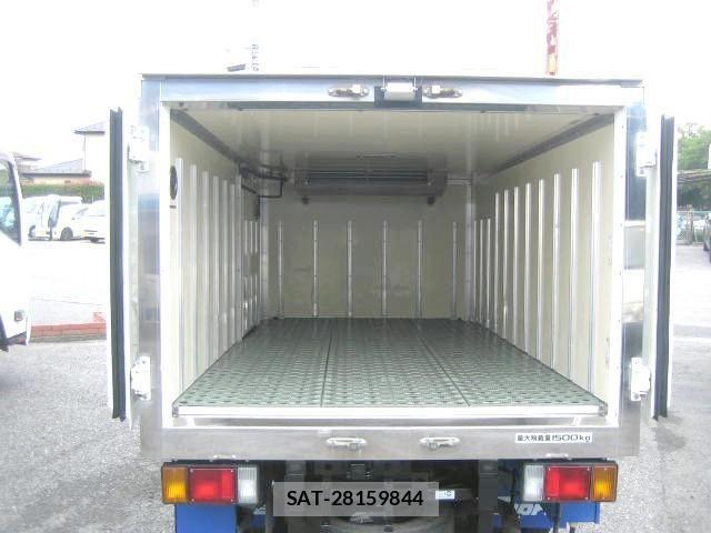 Isuzu ELF TRUCK 2013-02 7326890-4