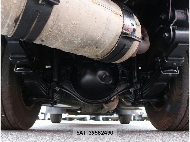Isuzu ELF TRUCK 2014-02 7326891-28