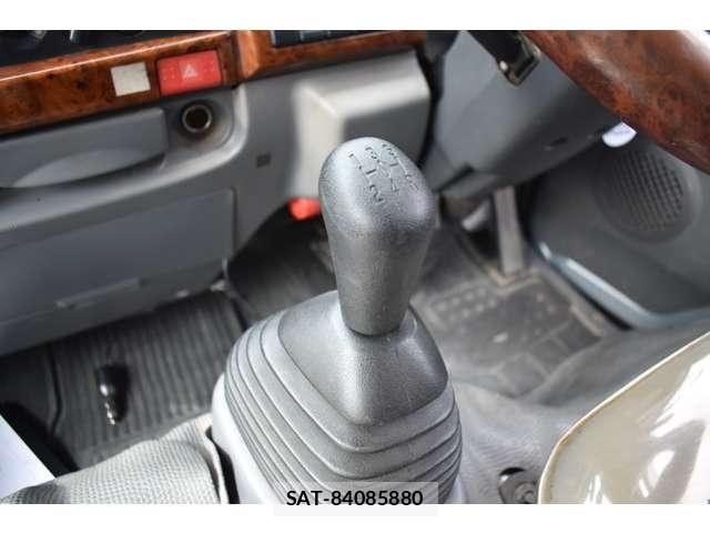 Isuzu ELF TRUCK 2012-09 7326901-27