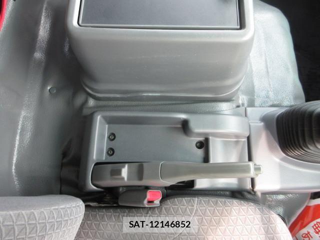 Isuzu ELF TRUCK 2020-01 7326882-17