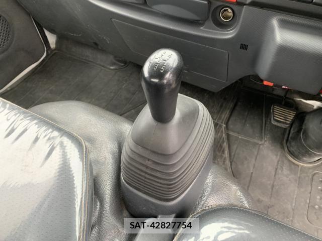 Isuzu ELF TRUCK 2022-09 7326884-6