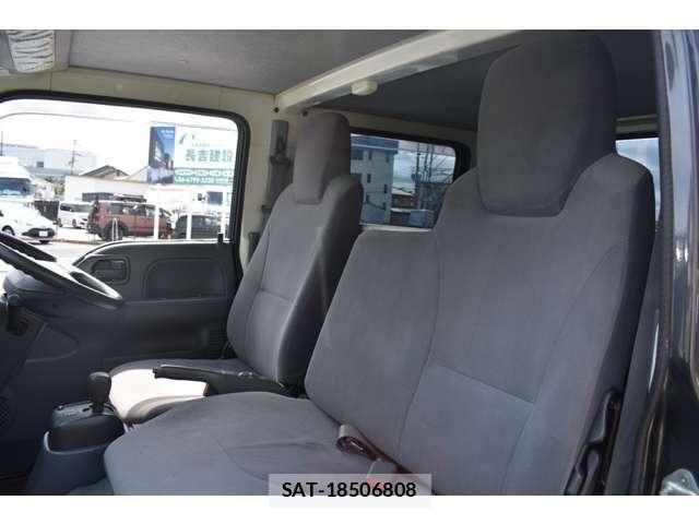Isuzu ELF TRUCK 2011-02 7357642-12