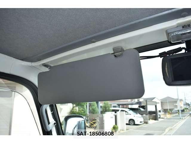 Isuzu ELF TRUCK 2011-02 7357642-27