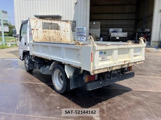 Isuzu ELF TRUCK 2018-01 7357641-2