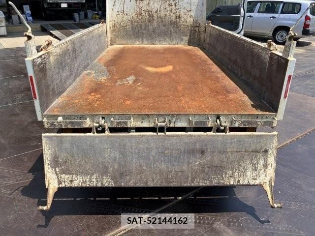 Isuzu ELF TRUCK 2018-01 7357641-8