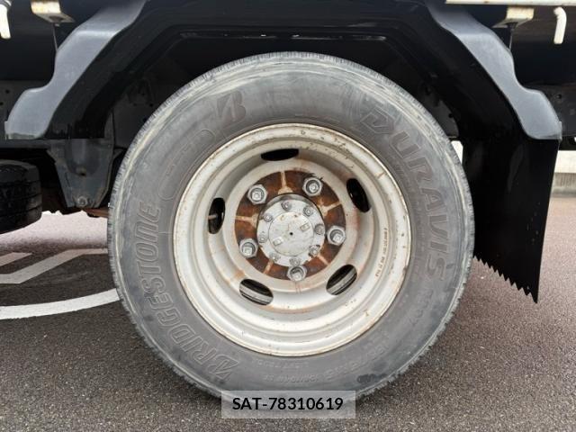 Isuzu ELF TRUCK 2011-11 7357646-10