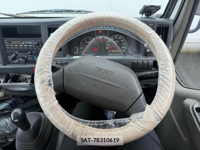 Isuzu ELF TRUCK 2011-11 7357646-14