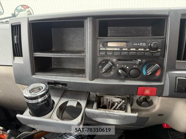 Isuzu ELF TRUCK 2011-11 7357646-16