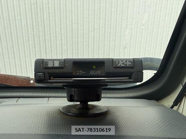 Isuzu ELF TRUCK 2011-11 7357646-18