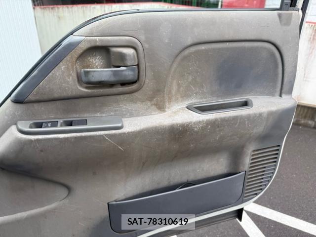 Isuzu ELF TRUCK 2011-11 7357646-20