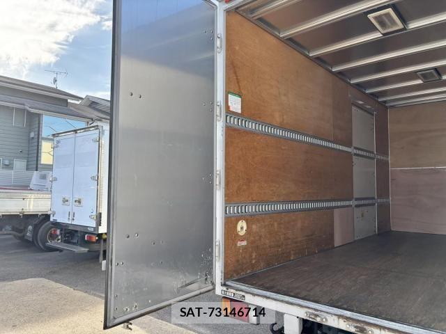 Isuzu ELF TRUCK 2013-12 7357643-15