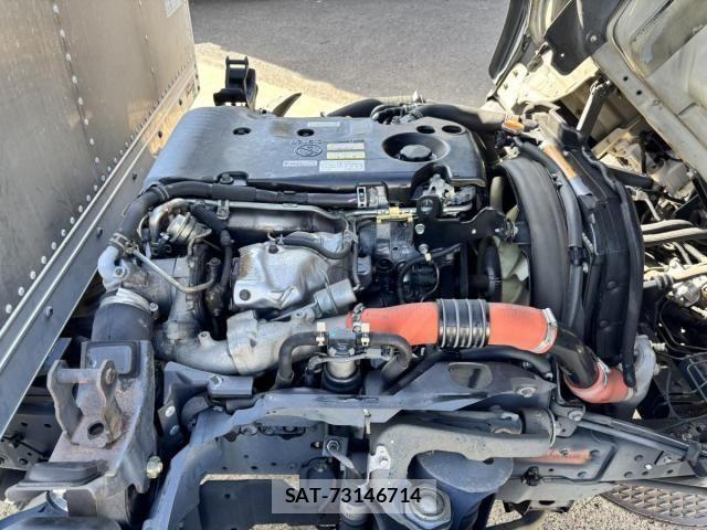 Isuzu ELF TRUCK 2013-12 7357643-22