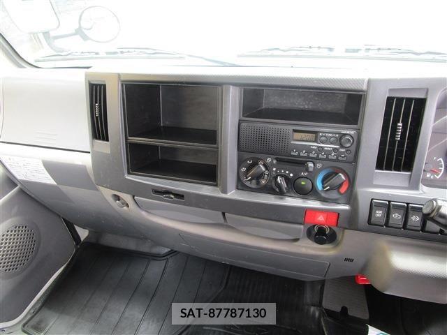 Isuzu ELF TRUCK 2013-10 7357645-10