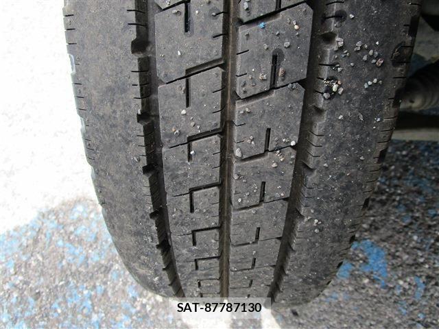 Isuzu ELF TRUCK 2013-10 7357645-17