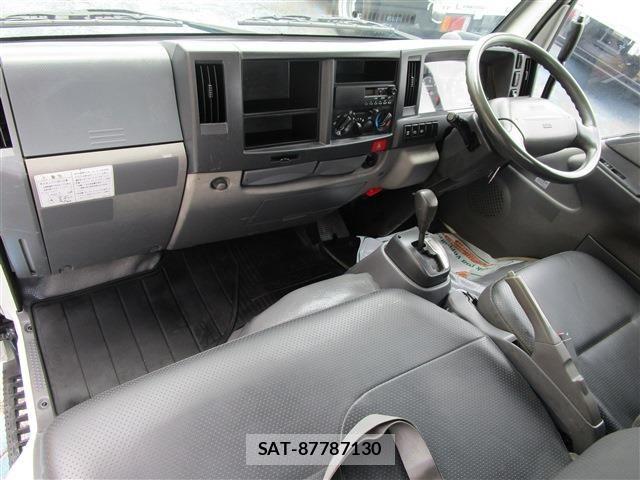 Isuzu ELF TRUCK 2013-10 7357645-22