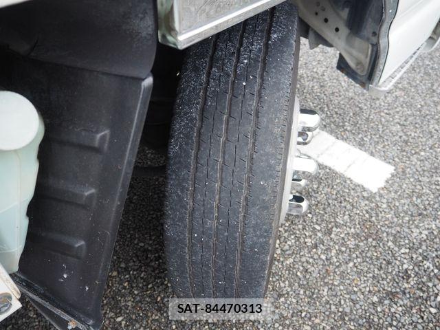 Isuzu ELF TRUCK 2004-06 7357652-28