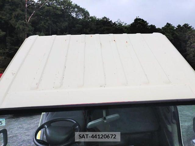 Isuzu ELF TRUCK 2010-03 7357653-18