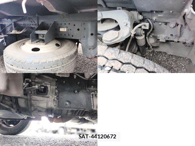 Isuzu ELF TRUCK 2010-03 7357653-25