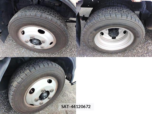 Isuzu ELF TRUCK 2010-03 7357653-26