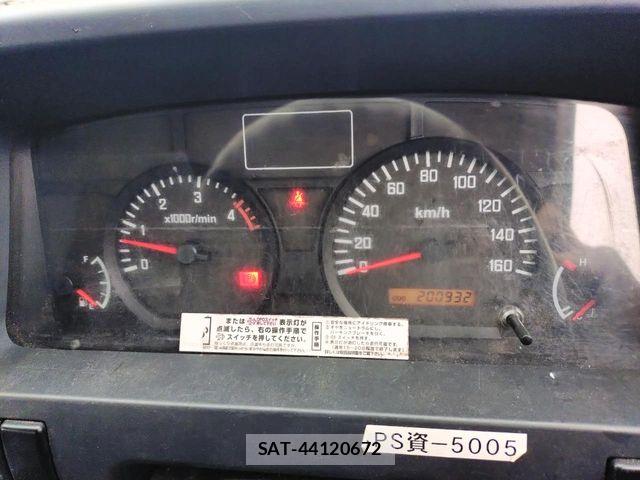 Isuzu ELF TRUCK 2010-03 7357653-7