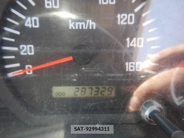 Isuzu ELF TRUCK 2012-09 7357647-18