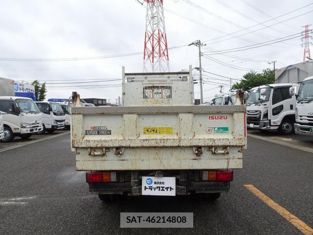 Isuzu ELF TRUCK 2019-07 7392029-11