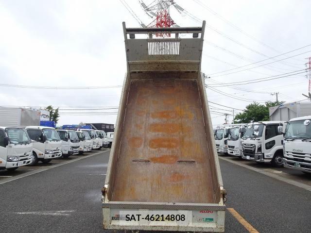 Isuzu ELF TRUCK 2019-07 7392029-12